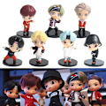 Miniatyrbild 2 av 8: 7 st/set BTS TinyTAN Mini Figur Bangtan Boys Grupper BTS Anime Figur Leksak TOP Grupp A.R.M.Y Present Idol Dock PVC Modell Prydnad Kpop Merchandise