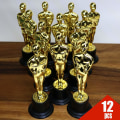 Miniatyrbillede 3 af 4: Forgyldt metal Oscar-statuette