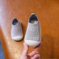 Miniatyrbild 2 av 5: Baby First-Walking Shoes 1-4 år Barn Skor Tränare Småbarn Spädbarn Pojkar Flickor Mjuk Sula Non Slip Canvas Andas Slip-on Sneakers