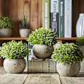 Miniatyrbillede 4 af 5: 3 Pak Kunstige Planter i Grå Potter, Små Dekorative Falske