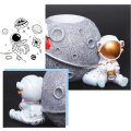 Miniatyrbild 2 av 4: Gul pennhållare för pojkar astronauter barn present till skolstart