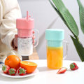 Miniatyrbild 2 av 5: Bärbar Blender, 2024 Royadulex Bärbar USB Mini Blender Elektrisk Saftpressare, Laddningsbar Blender för Shakes, Mini Blender