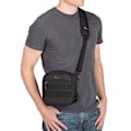 Pikkukuva 3 / 4: Lowepro olkalaukku Protactic Utilitybag 100 AW musta Svart