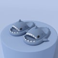 Miniatyrbilde 2 av 6: shark tøfler shark slide herre dame tøfler lys grå 42/43