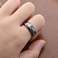 Miniatyrbillede 6 af 7: Bird Branch Fashion Statement Ring - Unik fugleinspireret smykke 8mm sort bue fugl nr. 9