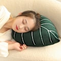 Miniatyrbilde 5 av 8: Turtle Back Bamboo Sofa Pillow Cushion Leaf Shaped Throw Pillow