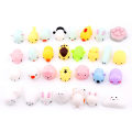 Miniatyrbilde 2 av 2: 50 stk Mini Stress Relief Squeeze Toys Fargerike Høy Elastisk Myke Fidget Sensoriske Dyrleker