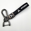 Miniatyrbillede 1 af 5: Læder Nøglering til Bil | Metal Finish | Robust Nøglering | Nøglering og Krogbeslag - Perfekt Silver Hardware MITSUBISHI