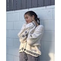 Miniatyrbilde 2 av 5: Black Friday, håndlaget rød stjerne Folklore Cardigan med stjernebroderi Merch Oversized Søt Håndstrikket Høytidsgenser-Perfekt L