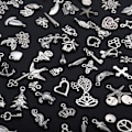 Pikkukuva 3 / 6: 100 kpl Silver Charms Riipukset tee-se-itse-korutarvikkeille Hopea - Perfet