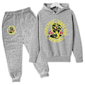 Miniatyrbild 1 av 5: Vår Höst Pojkar Casual Cobra Kai Tryck Långärmad Tröja Hoodie+Byxor Kläder 2ST Träningsdräkt 4-14 År Flickor Pojkar Kläder-Perfet 9-10T 6