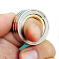 Miniatyrbild 1 av 5: Motorcykel Däck Fidget Ring Rolig Stressavlastning Fingerövning Rostfritt Stål Spinner Ring EDC Leksak Barn Vuxna Present-Perfet Y