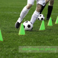 Miniatyrbilde 8 av 9: treningskjegler fotball, fotballkjegler for trening 10 stk trening trafikkkjegler fot - Perfet gRÖN