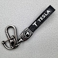 Miniatyrbillede 1 af 5: Læder Nøglering til Bil | Metal Finish | Robust Nøglering | Nøglering og Krogbeslag - Perfekt Silver Hardware Tesla