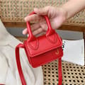 Barnväskor och handväskor Mini Crossbody-väska och liten flicka - Perfekt Red
