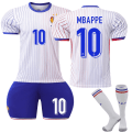 Miniatyrbillede 1 af 2: UEFA Euro 2024 Frankrig Udebane børne fodboldsæt nr. 10 Mbappe- Perfet 26