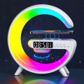 Miniatyrbilde 2 av 7: Multifunksjons Trådløs Lader Stativ Høytaler TF RGB Nattelys 15W Rask Ladestajon for iPhone Samsung Xiaomi Huawei - Perfekt Black