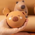 Miniatyrbillede 5 af 8: Tegnefilm Dejlig Capybara Kawaii Soft Adhesive TPR Slow Rebound T- Perfet A