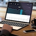 Pikkukuva 2 / 5: Korkean läpinäkyvyyden räjähdyssuojattu pehmeä PET-kalvo näytönsuojaksi MacBook Pro 13 Retina (A1502) - Perfet