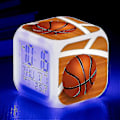 Miniatyrbild 1 av 5: Basketbollväckarklocka 7 Färgförändring Multifunktionell Noctilucence Elektronisk Klocka Barn Väckarklocka för Tw-Perfet Chocolate
