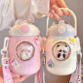 Pikkukuva 2 / 5: Kawaii vesipullo tytöille lapsille 700 ml suuri tilavuus termospullo oljilla söpö sarjakuva thermal lapsille - tyhjiöpullot ja termospullot Purple 700ml