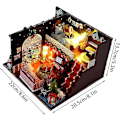 Miniatyrbild 2 av 5: Juldockhus Dekoration, Jul Miniatyrdockhus Ornament, Miniatyr DIY Dockhus Kit, Trädockhus Kit Med, Dockhus Jul