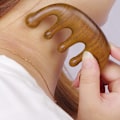Pikkukuva 9 / 10: Pää Meridian Hierontakampa Gua Sha 5 Wide Tooth Comb Akupunktio santelipuukampa kaapiva päänahan hierontalaite - Perfet