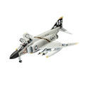Pikkukuva 6 / 9: Revell F-4J Phantom II