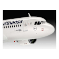 Pikkukuva 7 / 10: Revell Airbus A320 neo Lufthansa'New Li