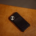 Pikkukuva 9 / 9: Krusell Nahkakotelo iPhone 13 Pro Musta Svart