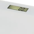 Pikkukuva 3 / 4: Emerio BR-211824.2 -henkilövaaka