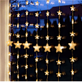 Pikkukuva 7 / 10: Goobay 80 LED stjärngardin med fjärrkontroll, timerfunktion, 8 ljuslägen, dimmer och 31 V extern transformator, varmvitt (3000 K)