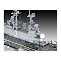 Pikkukuva 6 / 10: Revell Assault Carrier USS WASP CLASS