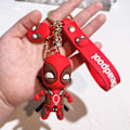 Pikkukuva 1 / 7: Marvel söpö nukke roikkuva animehahmo Deadpool Q-versio muoti reppu avaimenperä pari laukku avaimenperä riipus syntymäpäivälahja ta【DH】