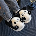 Miniatyrbillede 3 af 4: Bløde panda-tøfler 16,5 cm