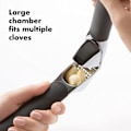 Pikkukuva 5 / 5: OXO Good Grips Valkosipulinpuristin - Yksinkertainen keittiöväline valkosipulin murskaamiseen{DH}