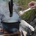 Pikkukuva 5 / 6: 5-in-1 Kannettava Monitoimilusikka, Haarukka, Pullonavaaja ja Leikkuri Retkeilyyn ja Piknikille