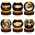Miniatyrbilde 3 av 5: Lysende 3D Krystallkule Nattlampe med Innvendig Utskjæring og Trebase - Perfekt Hjemmeinnredningsornament