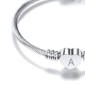 Miniatyrbillede 8 af 8: Hjerteformet bogstav \"A\" vedhængsarmbånd til kvinder og piger: Titanium stål, justerbar, elegant design i stålfarve