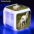 Miniatyrbild 1 av 5: Running Horse Väckarklocka 7 Färg Glödande Led Digital Väckarklocka Barnleksaker Multifunktion Lysande Färgbyte Klockor Reloj Auburn