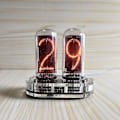 Miniatyrbillede 1 af 2: In-18 2-cifret Nixie Rør Kreativt Bordtermometer Kontrolleret Ved Vinkende Hænder Kit