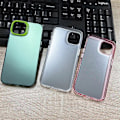 Pikkukuva 3 / 3: iPhone 16 Pro Max -kotelo IMD hopeanvärinen TPU+PC-puhelinkuori Multicolor Style E