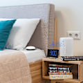 Miniatyrbild 5 av 5: Hög väckarklocka för tunga sovande vuxna, 7,4-tums digital klockskärm, med vibrationssängshaker, blå Black  blue