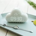 Miniatyrbillede 3 af 3: Sky Clock Alarm Skyformet Magnetisk Clock Alarm Multifunktionelt Ur Med Stærk Magnet Viser LED Tid/dato