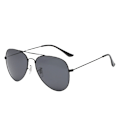 Miniatyrbild 1 av 4: Klassiska polariserade solglasögon Mode färg film solglasögon Unisex Aviator solglasögon Black frame full Gray piece Black frame full Gray piece PG3026