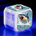 Miniatyrbild 2 av 5: Shark Alarm Clock 7-färgad glödande digitala klockor Barn Baby Sovrum Multifunktion Små nattljus B Auburn