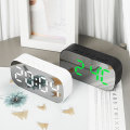 Miniatyrbillede 3 af 5: Digitalt Vækkeur Spejl Led Justerbar Lysstyrke Dobbelte Alarmer USB Opladning Soveværelse Minimalistisk Ur (Gratis Fragt) White Light White
