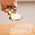 Miniatyrbillede 2 af 2: 4-pak håndholdt citruspresser i rustfrit stål