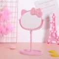 Pikkukuva 1 / 5: Pöytäpeili, Kitty Cat -muotoinen - kawaii & peili meikin tekemiseen kylpyhuoneessa tai makuuhuoneessa - vaaleanpunainen, syntymäpäivälahja Hello Kitty -faneille