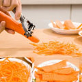 Miniatyrbild 4 av 7: Skalare Multifunktionell 360 Graders Rotationsköksverktyg Grönsak Frukt Potatis Morotsskalare Black